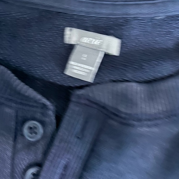 Aerie cropped crewneck Henley - Picture 8 of 9